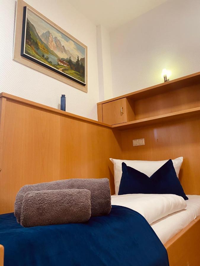 Hotel La Ferte Stuttgart Eksteriør bilde